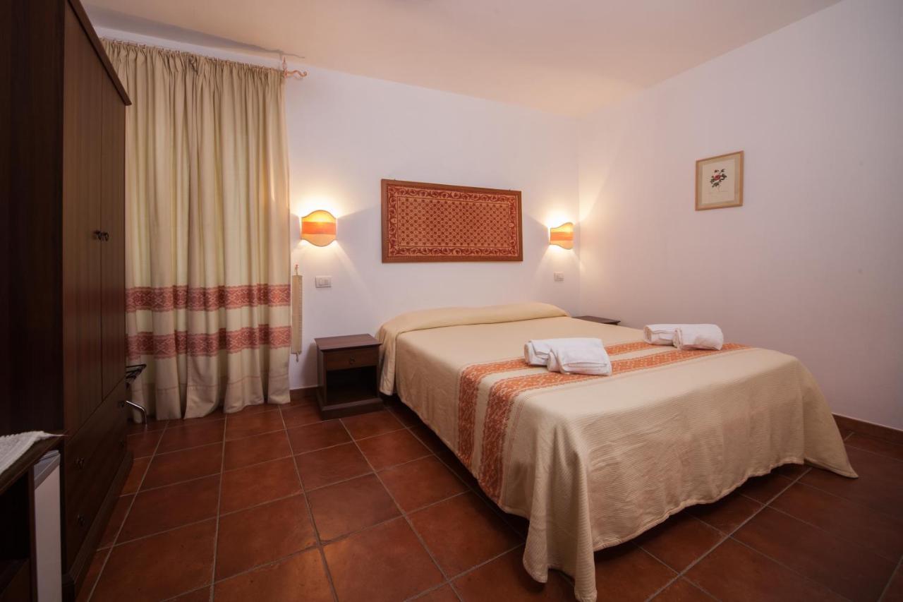 Affitta Camere Casa Delle Rose Villanova Monteleone Εξωτερικό φωτογραφία