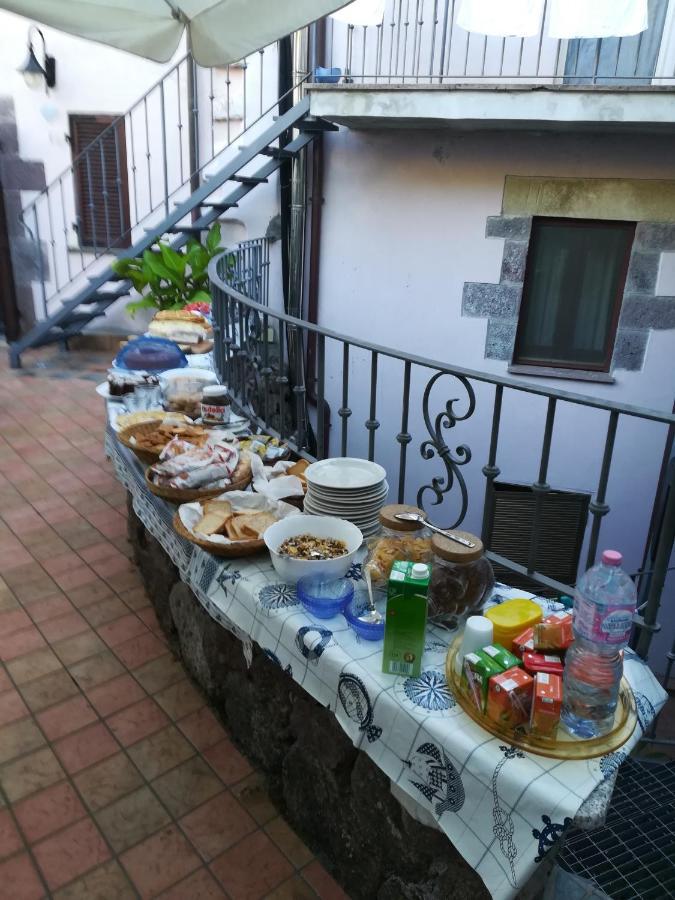 Affitta Camere Casa Delle Rose Villanova Monteleone Εξωτερικό φωτογραφία