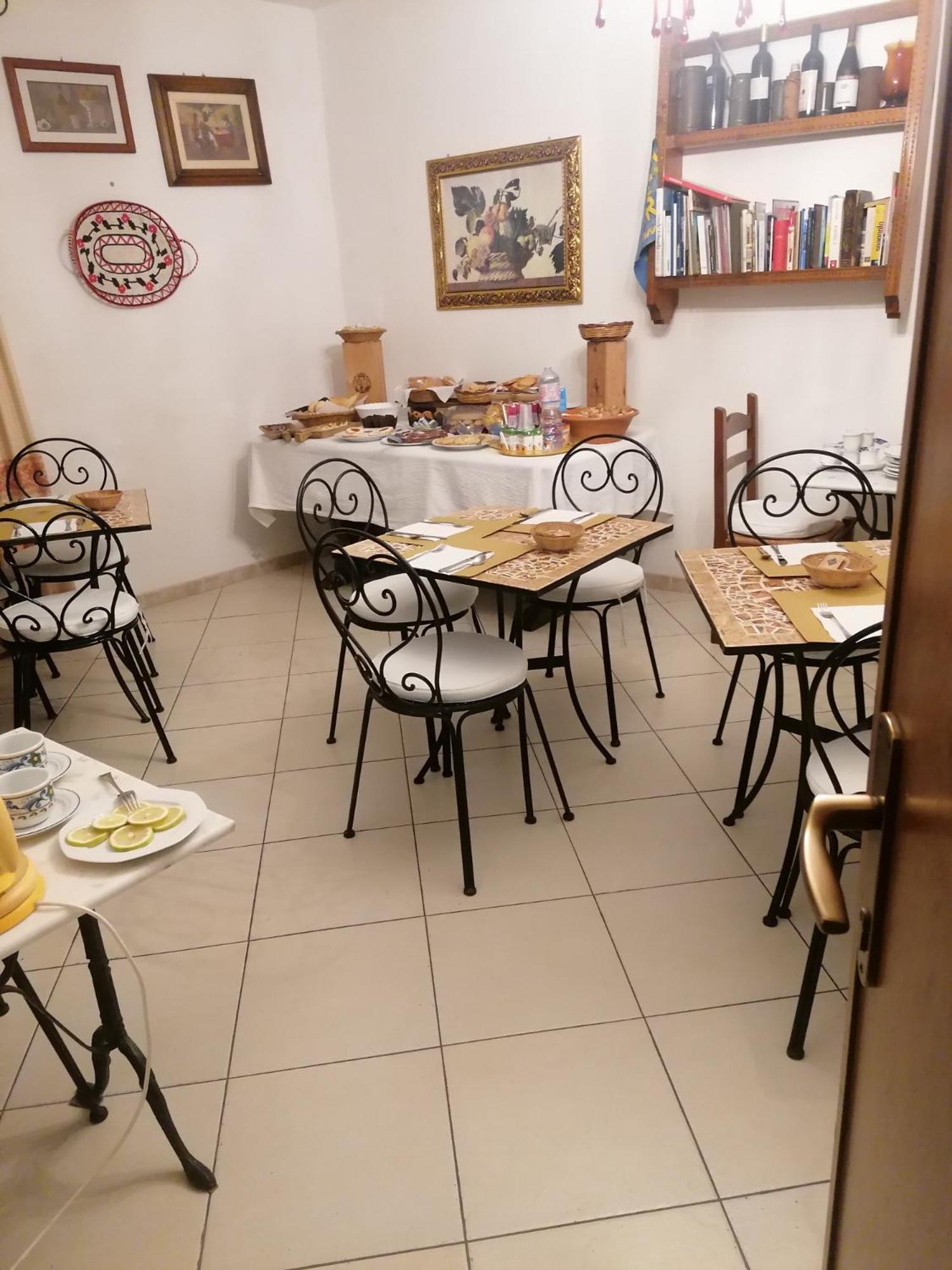 Affitta Camere Casa Delle Rose Villanova Monteleone Εξωτερικό φωτογραφία